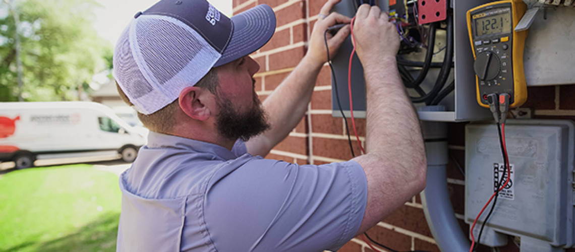 What-Is-a-Transfer-Switch-&-Why-Do-I-Need-One